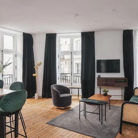 Crebillon - Maisons Du Monde & Suites