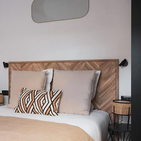 Crebillon - Maisons Du Monde & Suites * Nantes