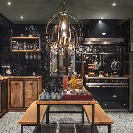 Apartment Crebillon - Maisons Du Monde &