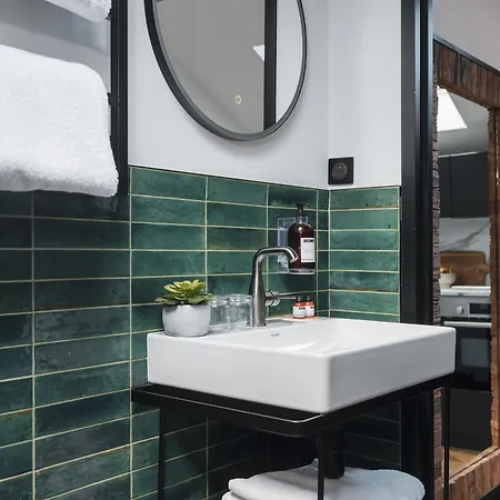 Crebillon - Maisons Du Monde & Apartment