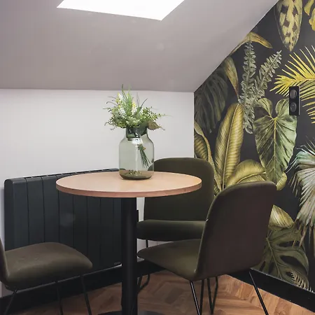 Crebillon - Maisons Du Monde & Nantes