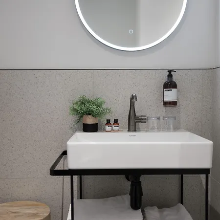 Apartment Crebillon - Maisons Du Monde & Nantes